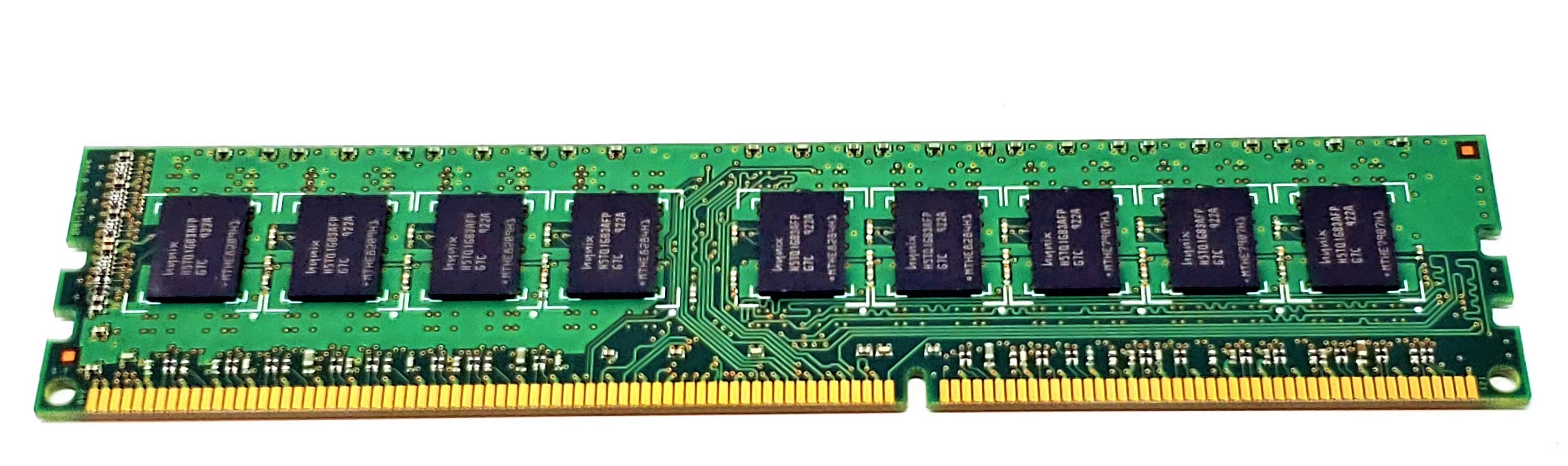 Hynix HMT125U7AFP8C-G7 - 2GB (1x2GB) 1066Mhz PC3-8500E DDR3-1066 240-Pin ECC Server Ram Memory
