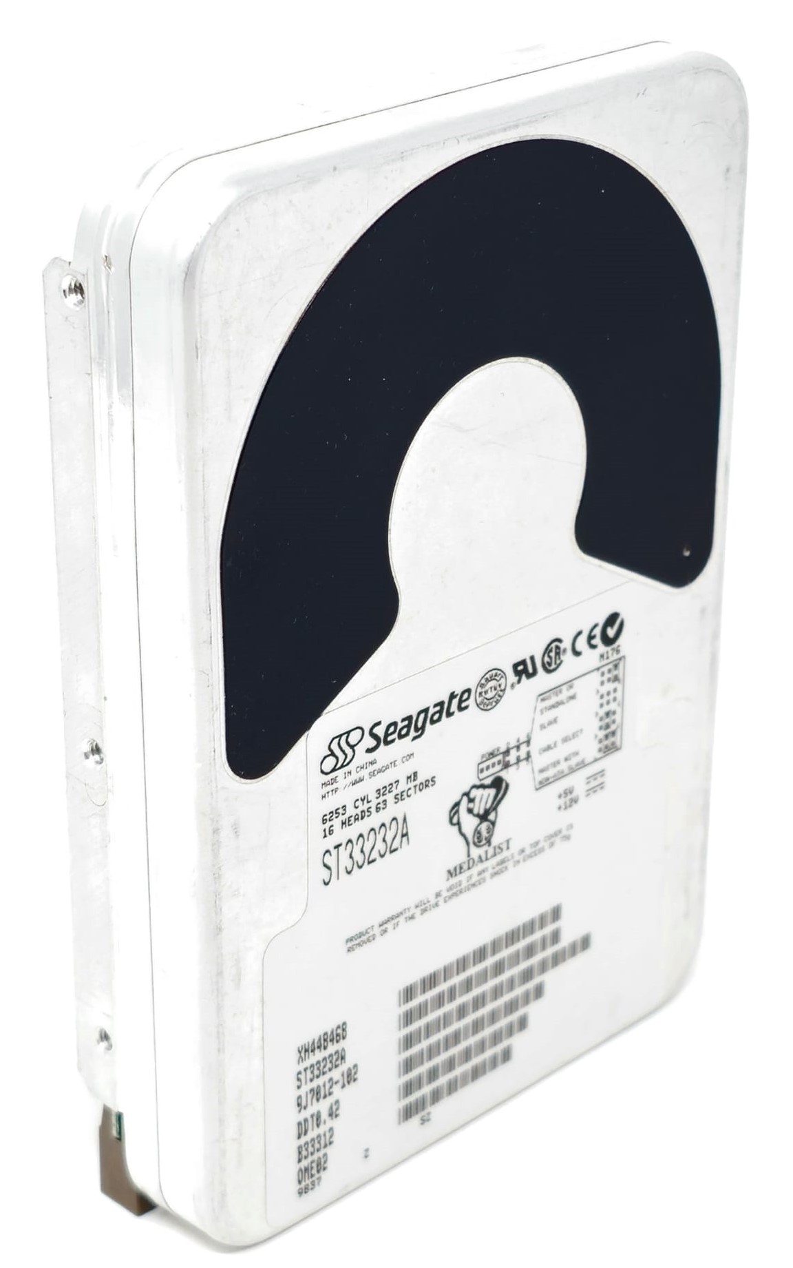 Hewlett-Packard (HP) D5194-63001 - 3.2GB IDE/ATA LFF Internal 3.5" Legacy Hard Drive
