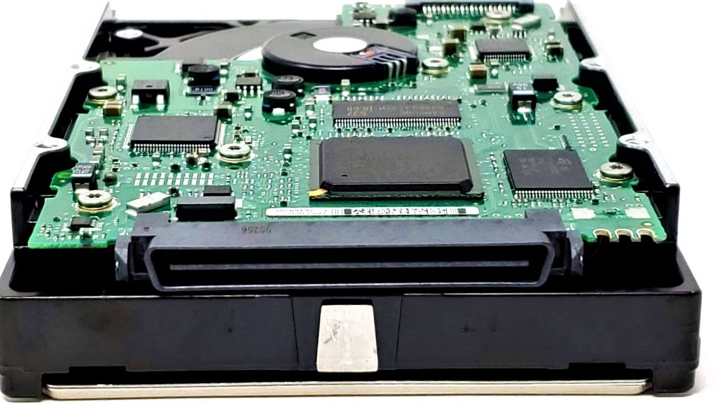 Seagate 9X5006-131 - 73GB 15K SCSI 3.5" Hard Disk Drive (HDD)