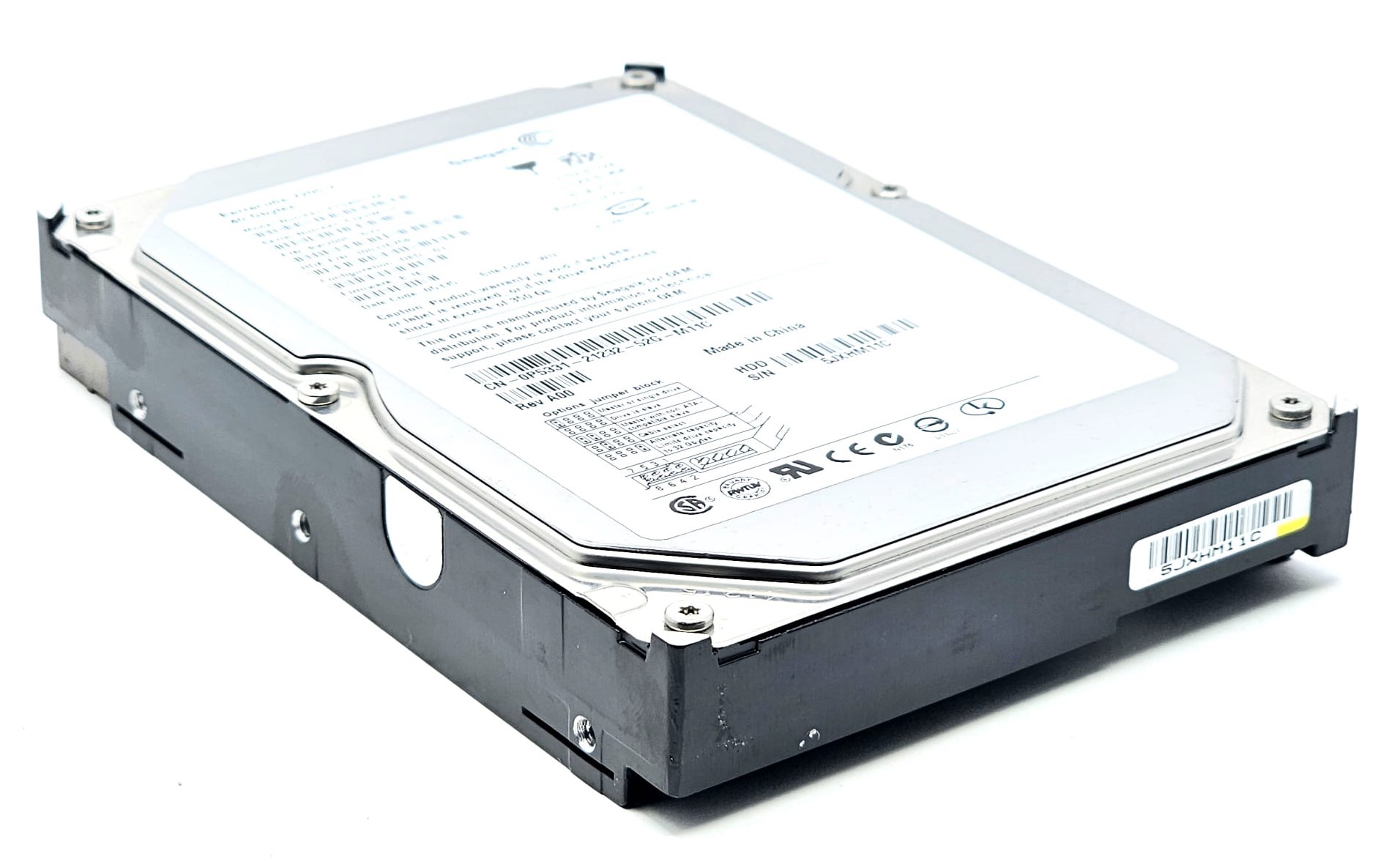 IBM 14R9245 - 40GB 7.2K RPM IDE 3.5" Hard Disk Drive (HDD) IBM 14R9245 - 40GB 7.2K RPM IDE 3.5" Hard Disk Drive (HDD)