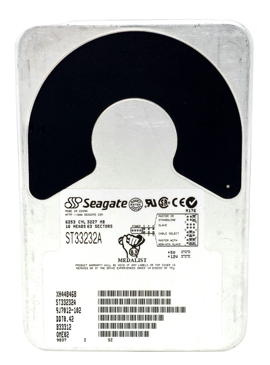 Hewlett-Packard (HP) D5198-63001 - 3.2GB IDE/ATA LFF Internal 3.5" Legacy Hard Drive