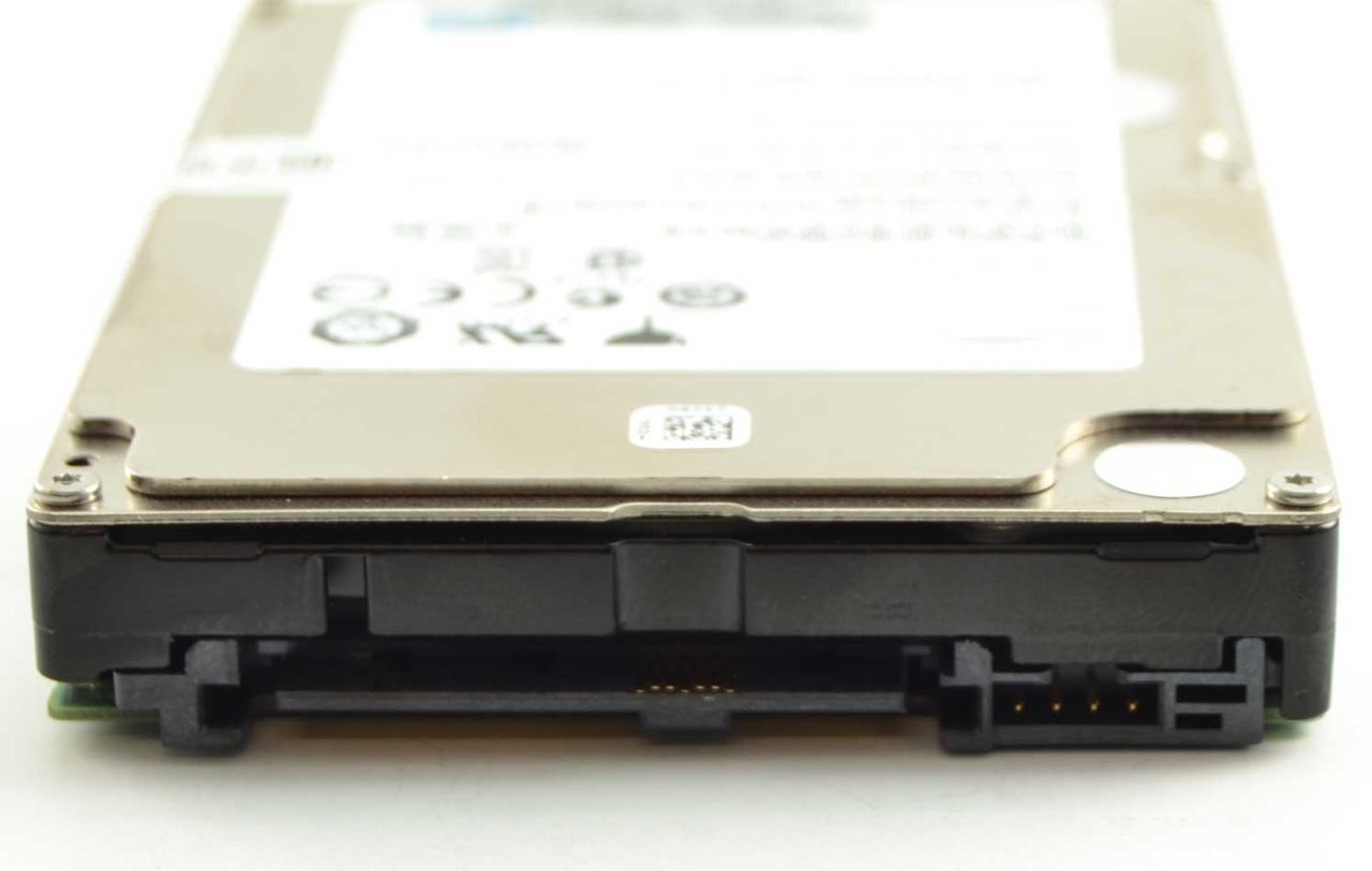 Hitachi 0B31568 - 600GB 15K RPM 128MB Cache 12.0Gbps SAS 2.5