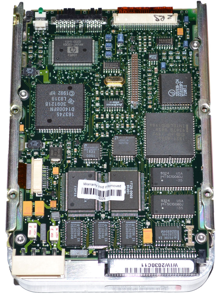 Hewlett-Packard (HP) C2247-69375 - 1GB 5.4K RPM 68-Pin SCSI 3.5" Hard Drive Disk (HDD)