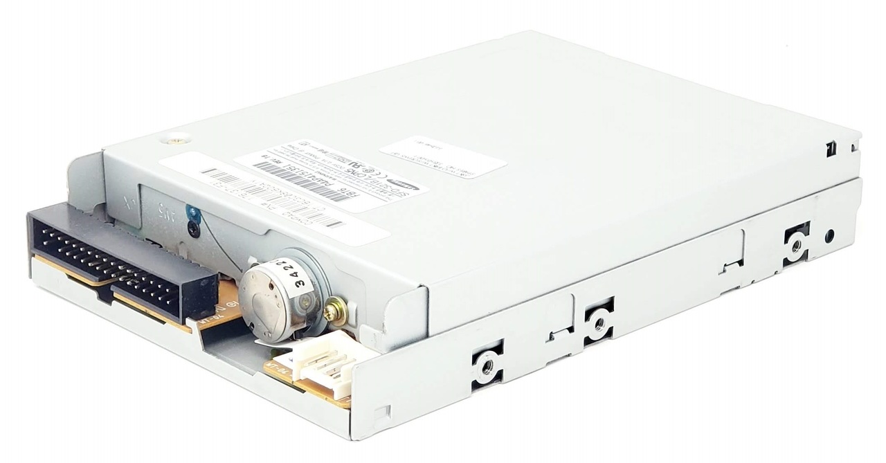 HP D63119 - 1.44MB Internal Floppy Disk Drive