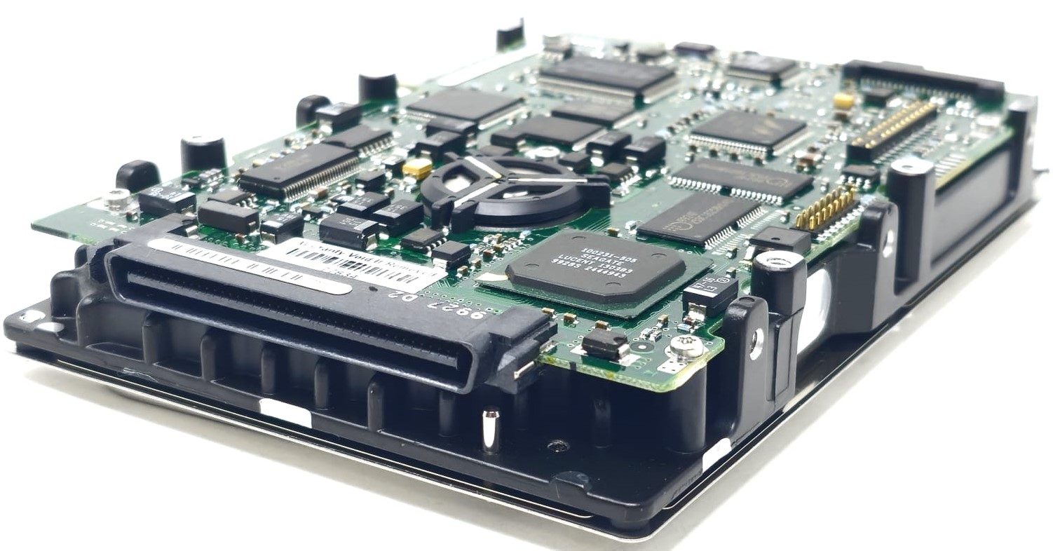 HP 9J8006-051 - 9.1GB 10K RPM SCSI 80-Pin 3.5" Hard Disk Drive HDD