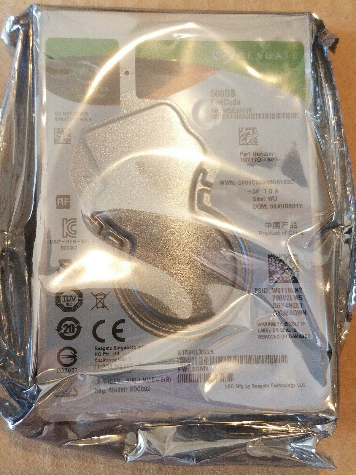 Seagate 1U717D-500 - 500GB 5.4K RPM 128MB Firecuda SATA 7mm 2.5