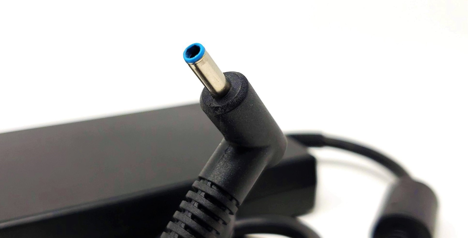 HP L00895-003 - 200W 19.5V 10.3A 3.0mm Blue Tip AC Adapter Charger for HP OMEN 15-dc Pavilion Gaming 15-cx ZBook 17 G3 G4