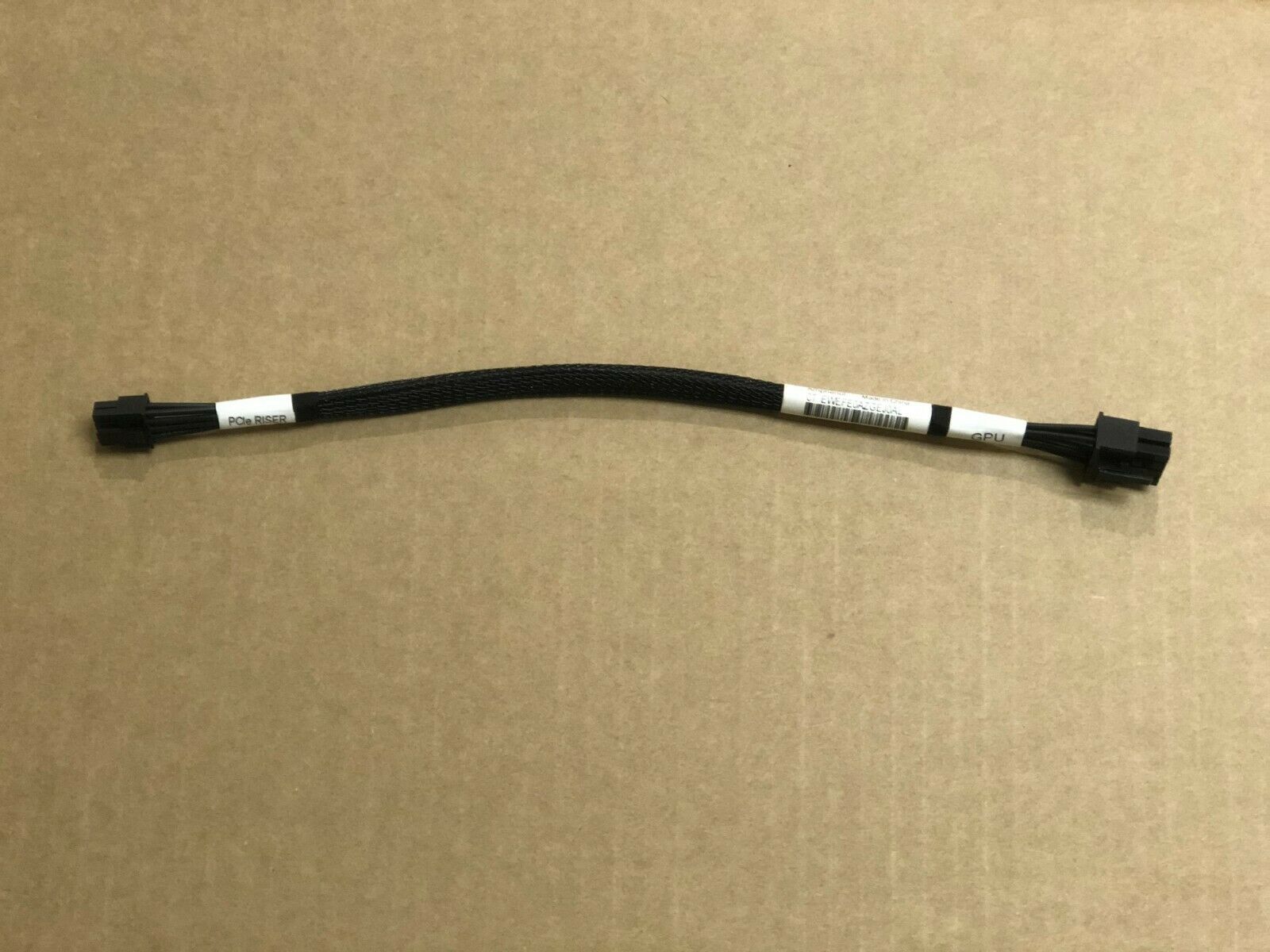 HP 869820-001 - HPE GPU 8p Keyed GPU Cable - Single Cable - CPU Medics