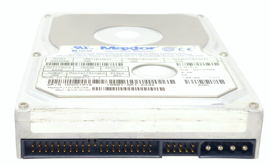 Maxtor 83240D3 - 3.2GB IDE/ATA LFF Internal 3.5" Legacy Hard Drive