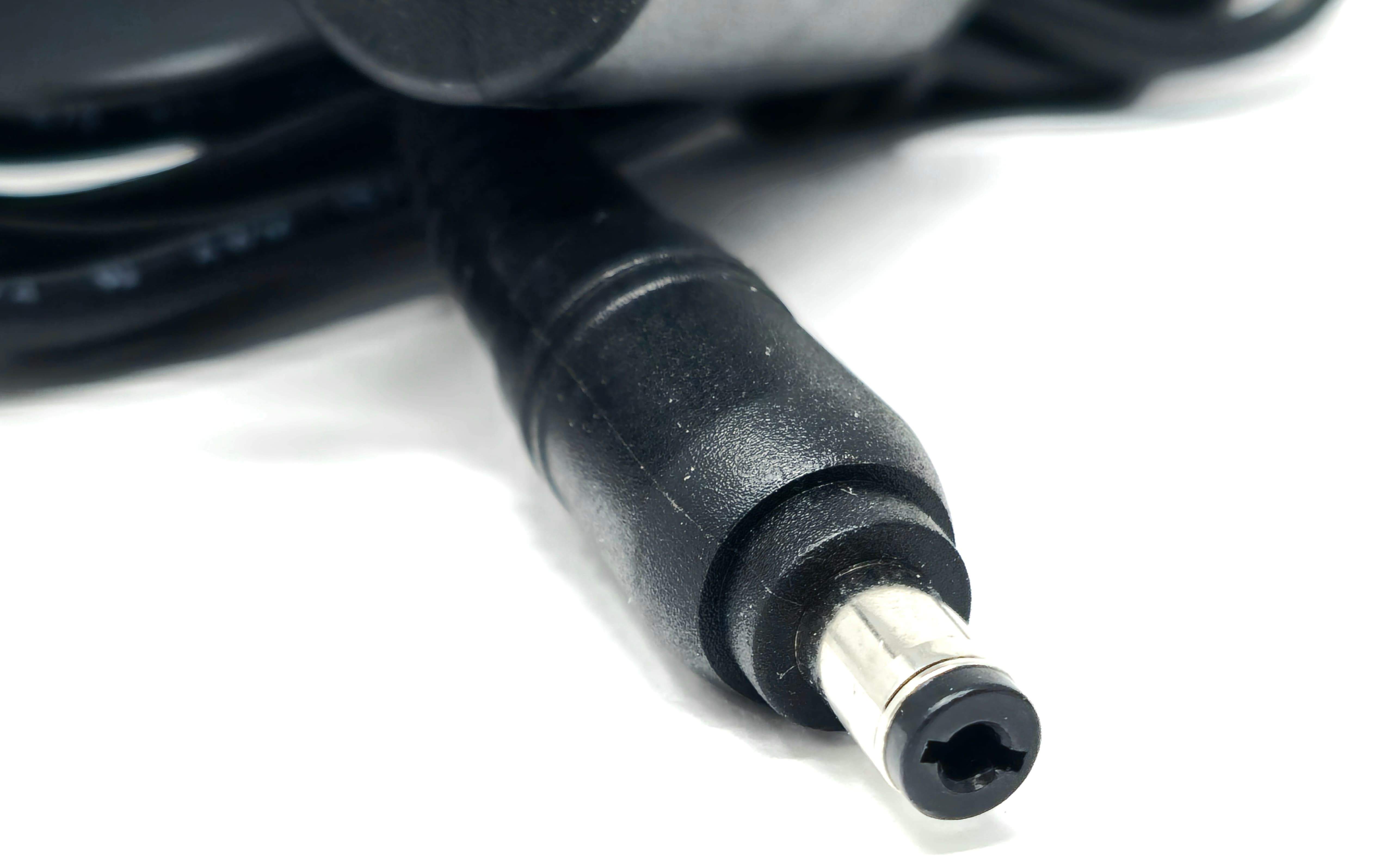 XY3VK - 40W 12V 3.33A 5.5mm x 2.5mm Tip AC Adapter Charger for S2230MX S2330MX S2240L S2240Lc S2240M S2240Mc S2240T S2240Tb S2340M / Wyse Thin Clients and OptiPlex Micro / AIO