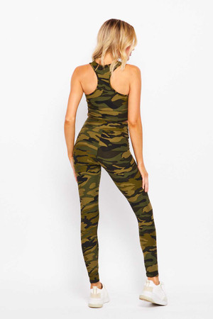 Buttery Soft High Waisted 3 Inch Camouflage Leggings and Crop Bra Set