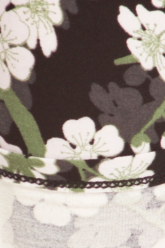 Buttery Soft White Floral Bunch Leggings