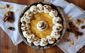 Salted Caramel Candy Bar Pie Salted Caramel Candy Bar Pie