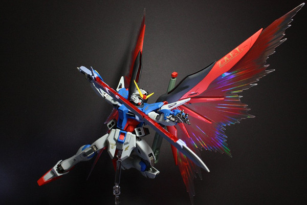 Gundam Master Grade: Destiny Gundam (Extreme Blast Mode) Model Kit