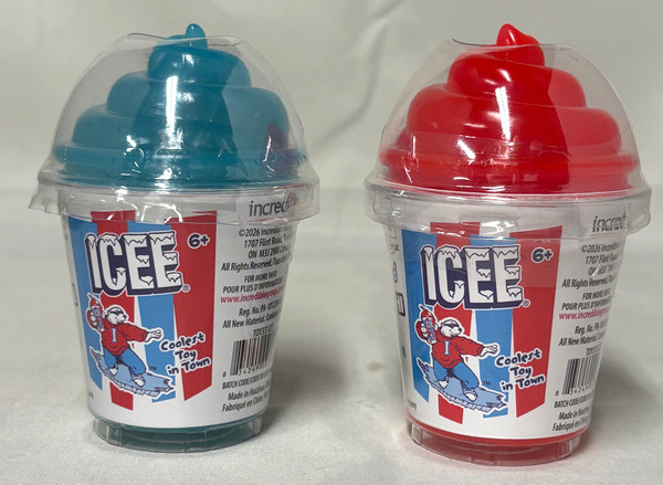 Icee Scented Squishy Toy Cup (Blue & Red)