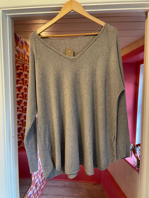 V-Neck Glitter Jumper ~ Mocha