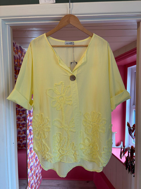 Embossed Floral one button cotton top ~ Lemon
