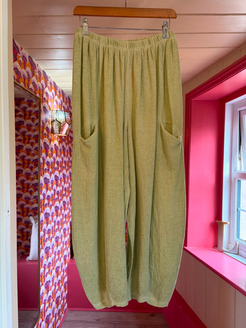 Washed Linen Front Pocket Barrel Leg Trouser ~ Pistachio