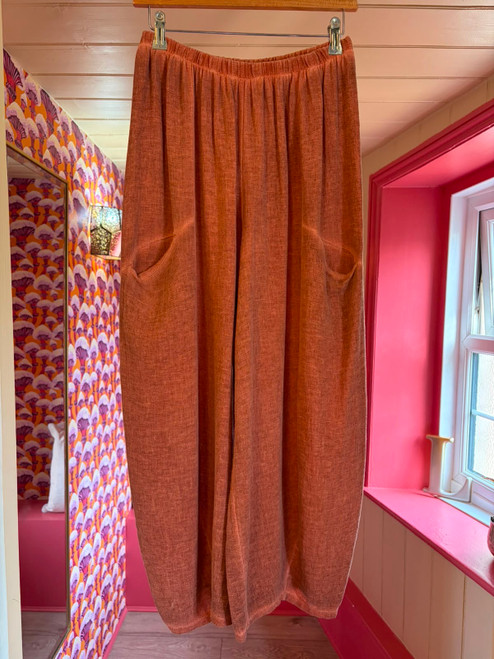 Washed Linen Front Pocket Barrel Leg Trouser ~ Rust