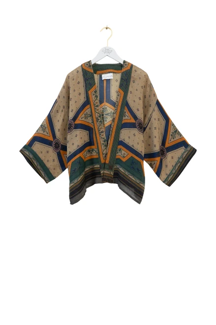 One Hundred Stars Wool Short Kimono ~ Fleur De Lys Sand
