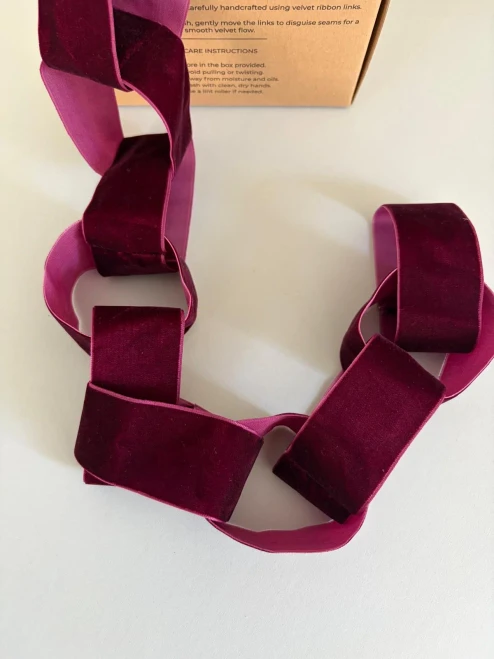 **PREORDER** Mother of pearl handmade velvet ribbon chain ~ burgundy