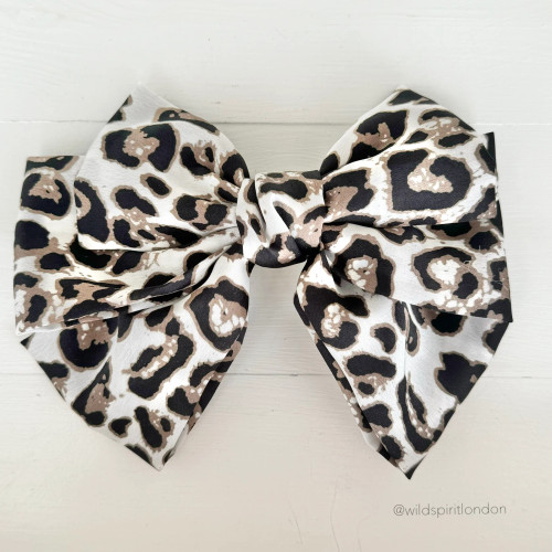 Wild Spirit Leopard Hair Bow Slide White