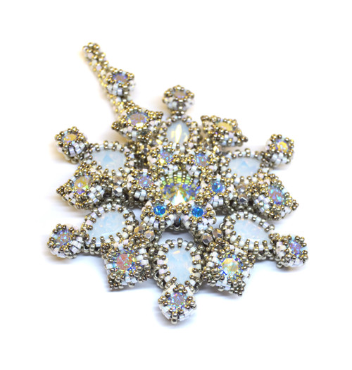 Snowburst Pendant Beading Pattern