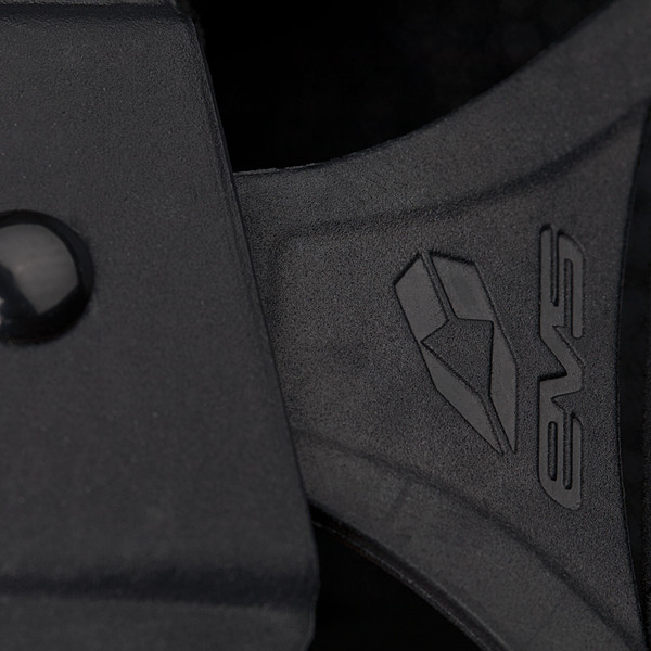 EVS Axis Sport Knee Brace - Pairs (Black) - Pair Close Up 1