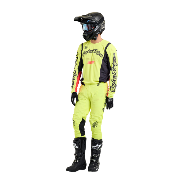 Troy Lee Designs 2025 Fall Se Pro Kit Combo - Roam Glo Yellow Troy Lee Designs 2025 Fall Se Pro Kit Combo - Roam Glo Yellow