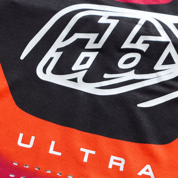 Troy Lee Designs 2026 Spring SE Ultra Jersey - Vision Black / Fuchsia