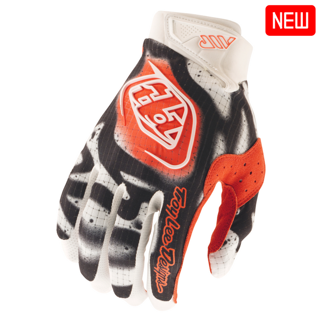 Troy Lee Designs 2025 Fall Air Glove - Membrane White / Infra Red Troy Lee Designs 2025 Fall Air Glove - Membrane White / Infra Red