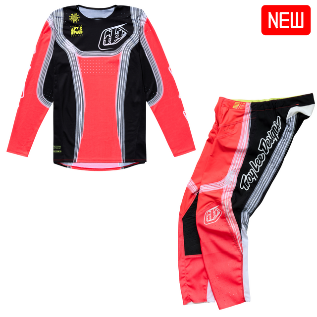 Troy Lee Designs 2025 Fall Youth SE Pro Kit Combo - Stripes Infra Red Black Troy Lee Designs 2025 Fall Youth SE Pro Kit Combo - Stripes Infra Red Black