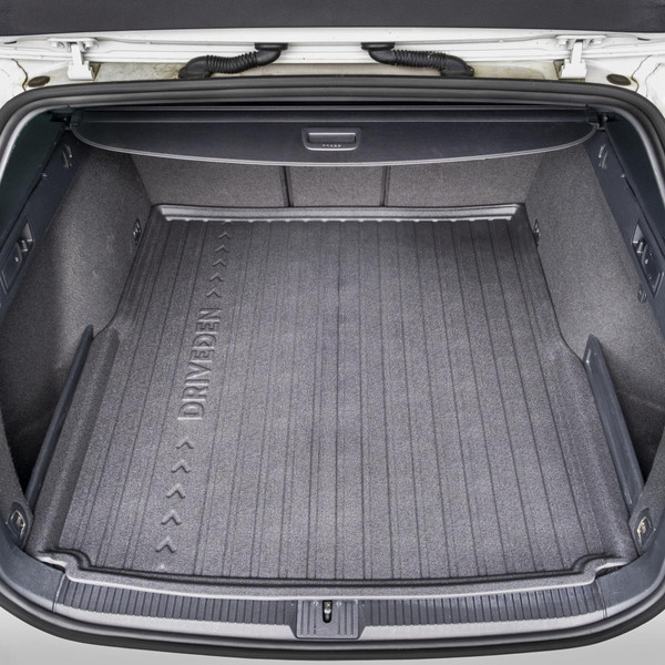 DriveDen Custom-Fit Rubber Boot Mat to fit Volkswagen Passat Estate Mk.8 2015 - 2023 (without Variable Height Boot Floor)