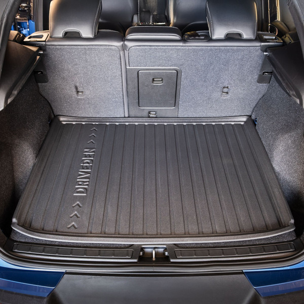 DriveDen Custom-Fit Rubber Boot Mat to fit Volvo XC40 2017 - 2025