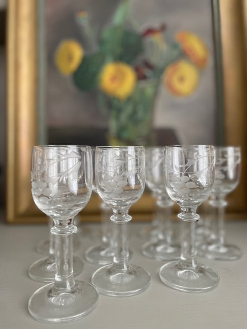 Likörglas på hög fot (12 st)