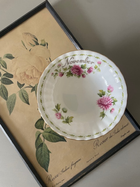 Engelskt porslin, Royal Albert (frukostskål)