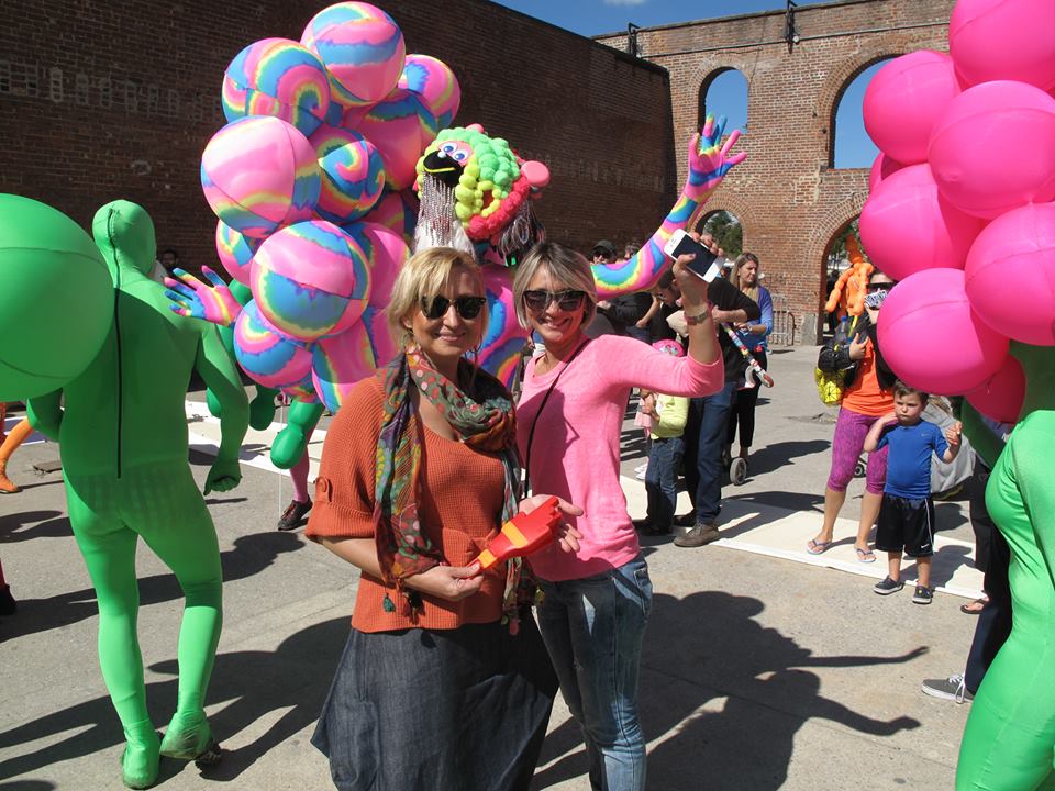 bubblesofhope-reartiste.jpg