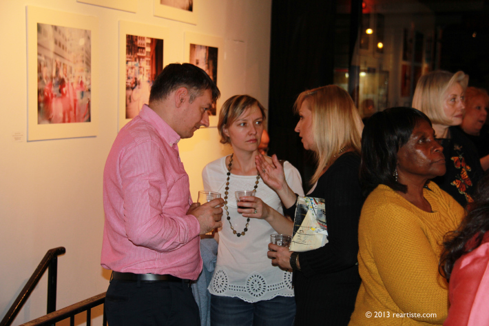 reartiste-teasing-illusions-photography-exhibit-mariakordova-natalieburlutskaya-kurant-wine-bar-copy.jpg