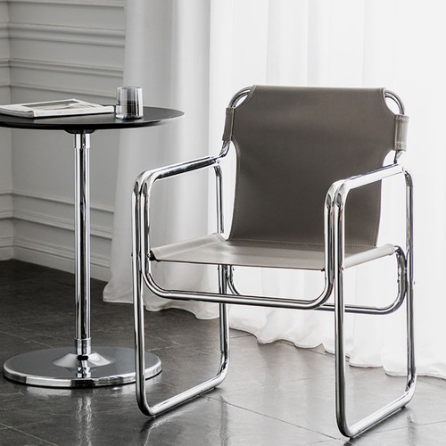 Bauhaus  Armchair side view 1