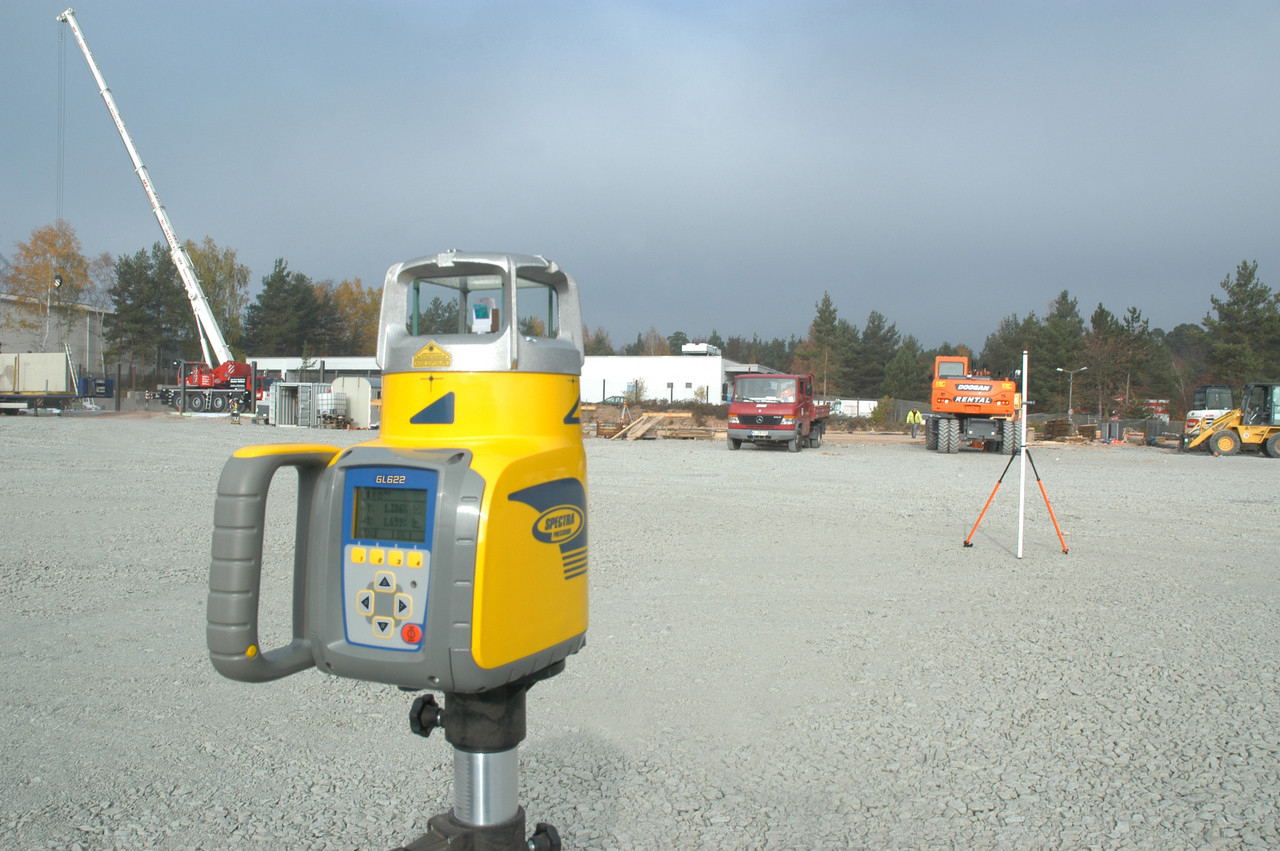 Spectra Precision GL622N Dual Grade Laser | Precision Laser