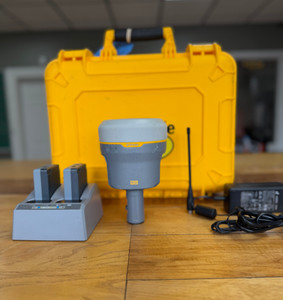 Pre Owned Trimble R12i (SN:6213F01148)