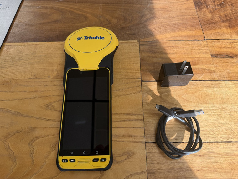 Pre Owned Trimble TDC 650 (SN:6238H00121)