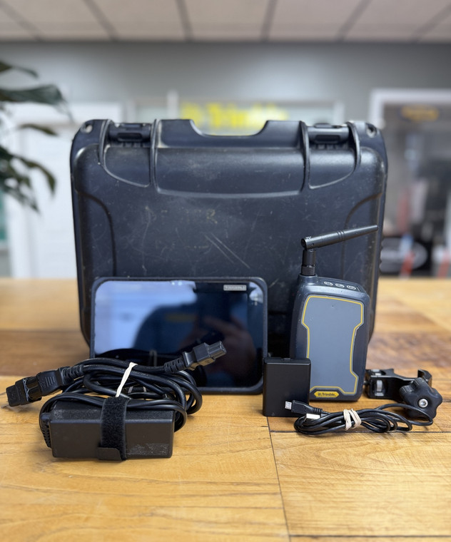 Pre Owned FZ-M1 tablet w/ radio SN:8GTCA89703