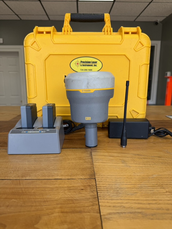 Pre Owned Trimble R12i (SN:6127F00109)