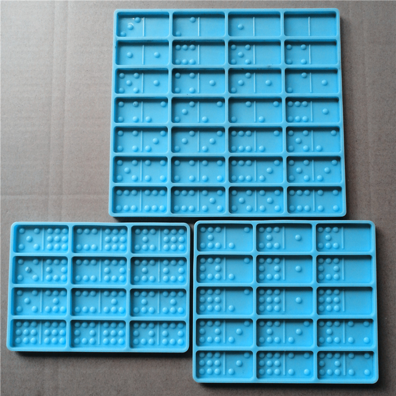 Double 9 Domino Mold - PolyGlitter