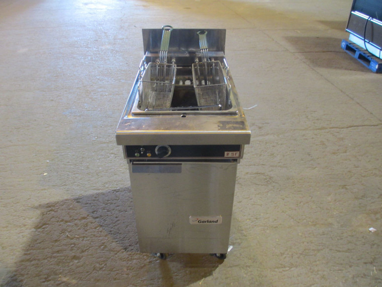 Garland S18SF Sentry Series Range Match 30 lb. Electric Floor Fryer 1Ph 208v