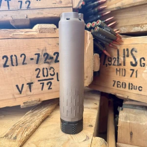 HUXWRX FLOW Range 36 Ti titanium suppressor in flat dark earth with Flow-Through technology and HUB compatible mounting system, in store image