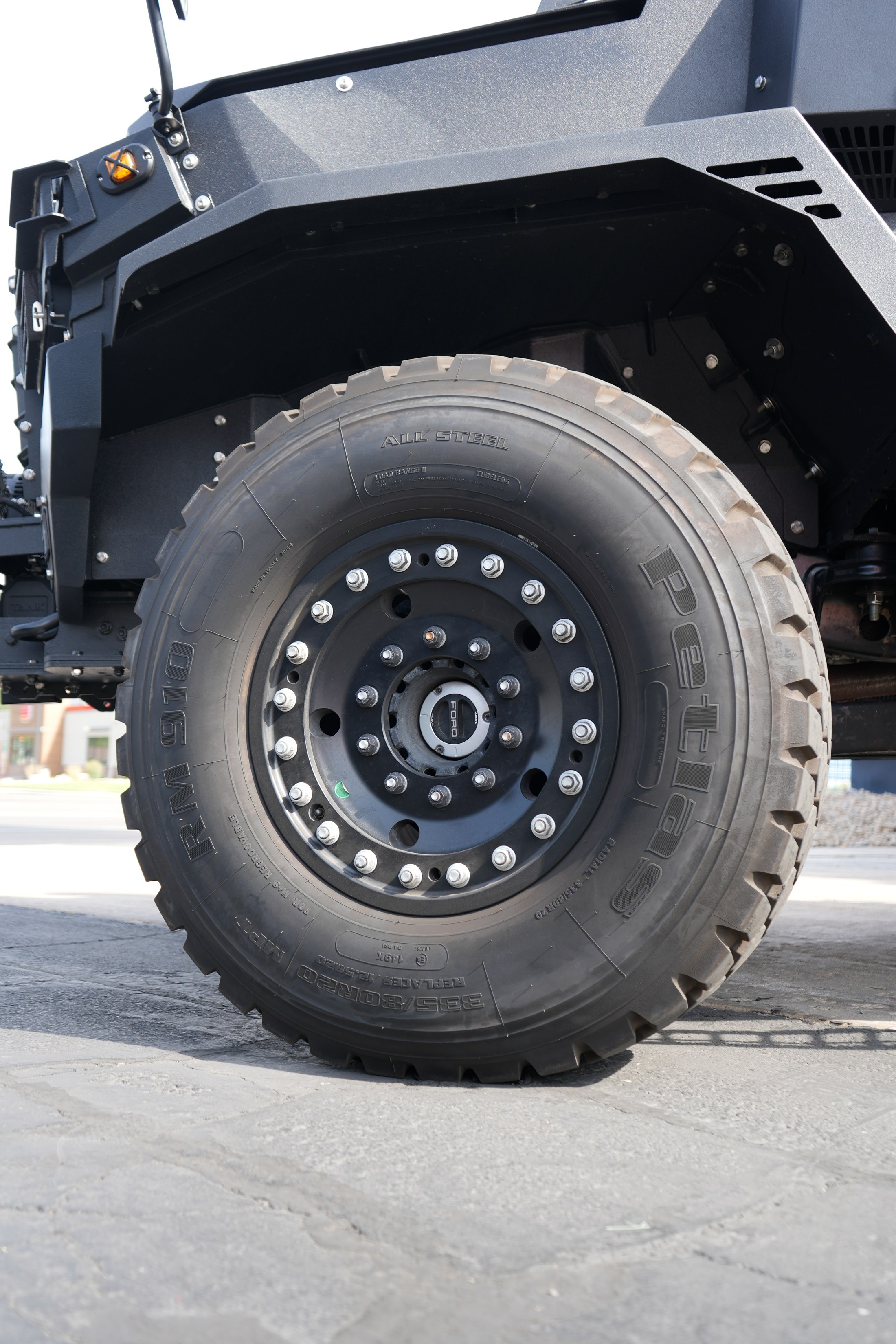 Renegade APC spare tire and run-flat setup