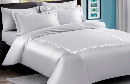 Embroidered Hotel Style Silver/White Linen Set