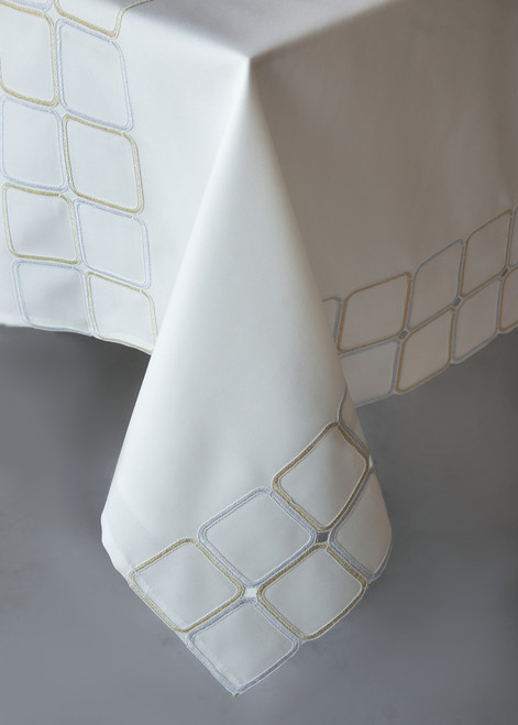 Sarrel Lined Tablecloth